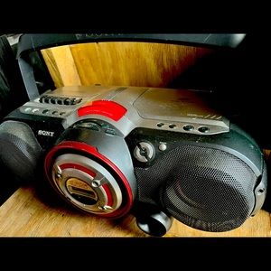 Sony Boombox Cd and tape player